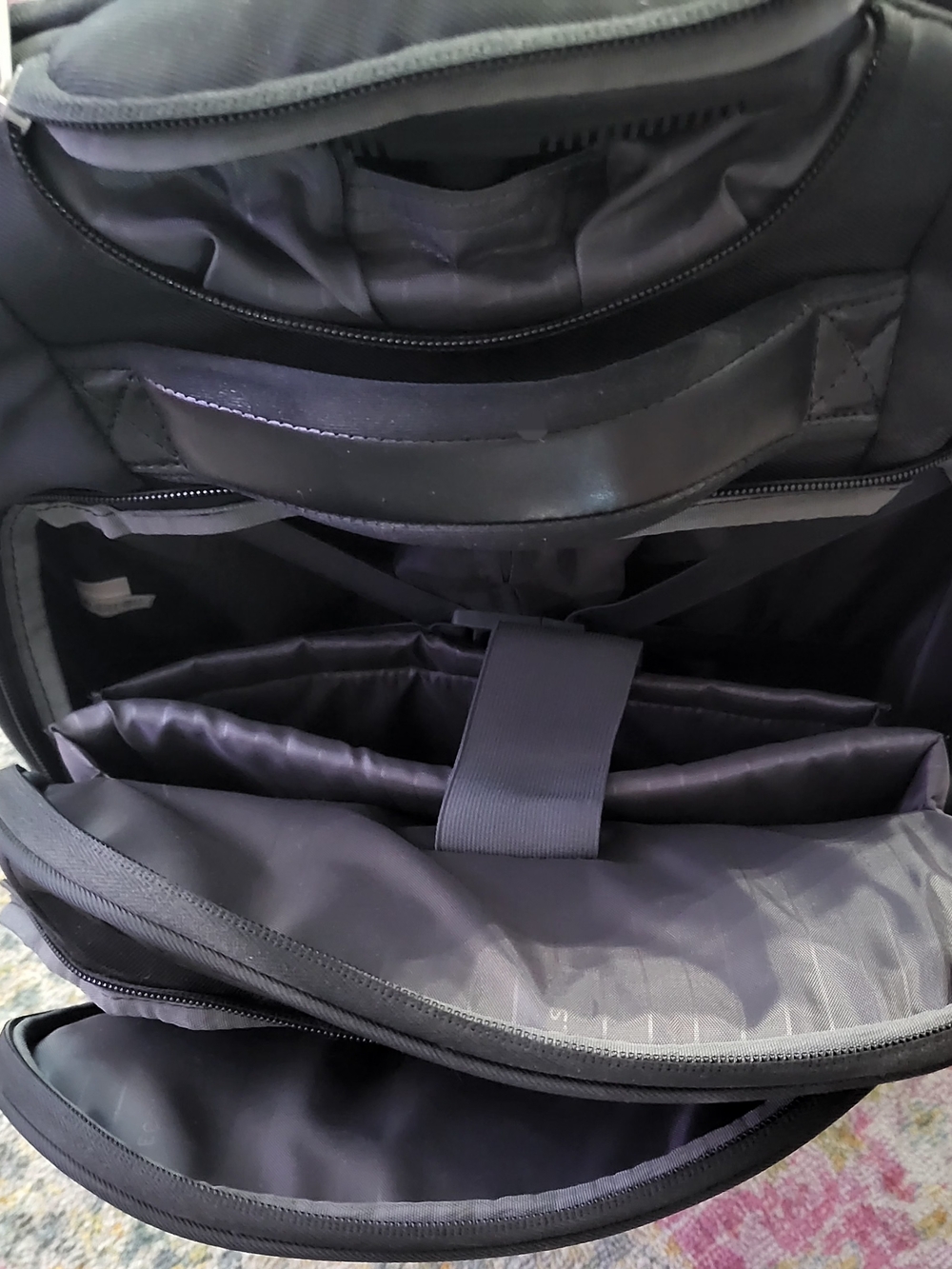 NEW Eco Style Rolling Backpack - Picture 4 of 10
